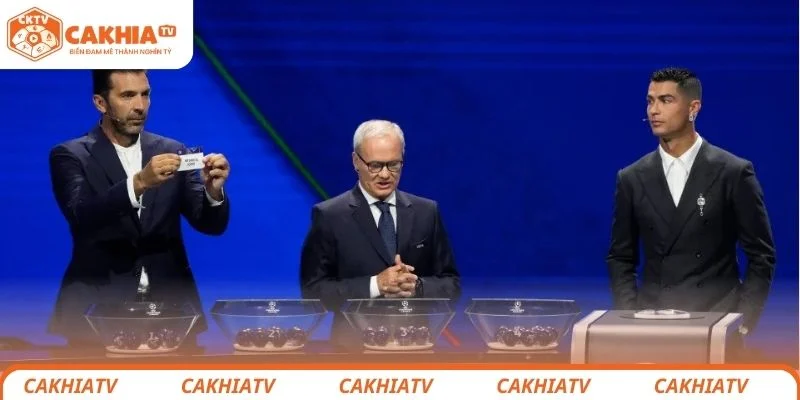 Danh sách 16 đội giành quyền vào vòng 1/8 Champions League